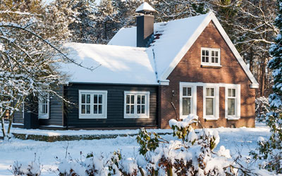 Need-To-Dry-Out-House-Before-Winter--One-reason-that-windows-get-condensation-in-the-winter