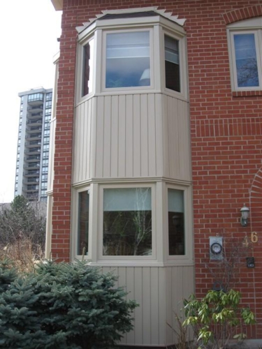 Bay Window With Vinyl Capping