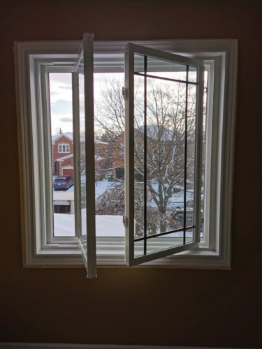 Tilt In Slider With Pewter Grill